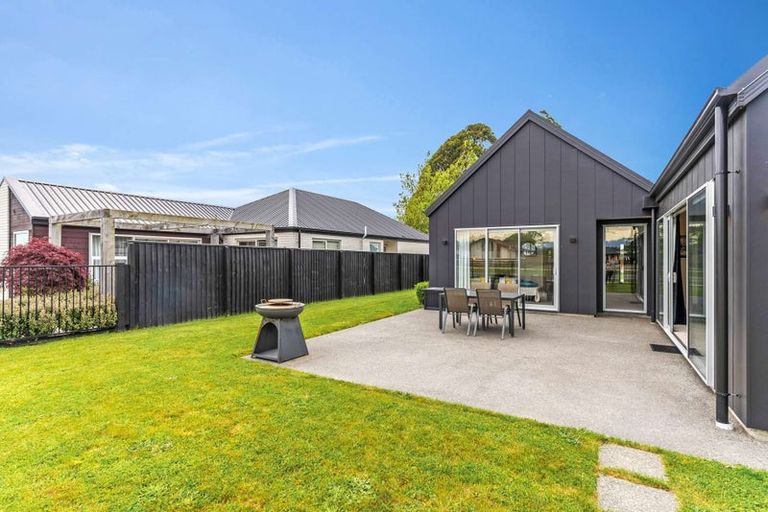 Photo of property in 8 John Raven Lane, Woodend, 7610