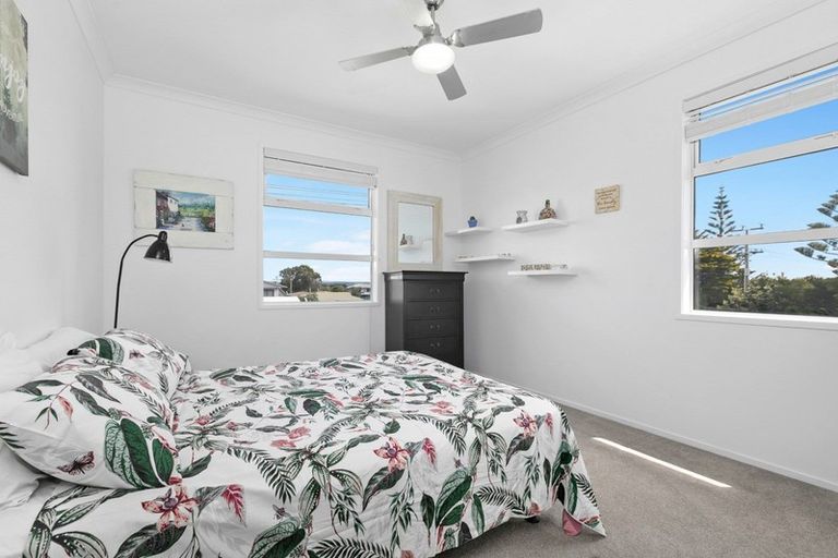 Photo of property in 3 Pukehina Parade, Pukehina, Te Puke, 3189