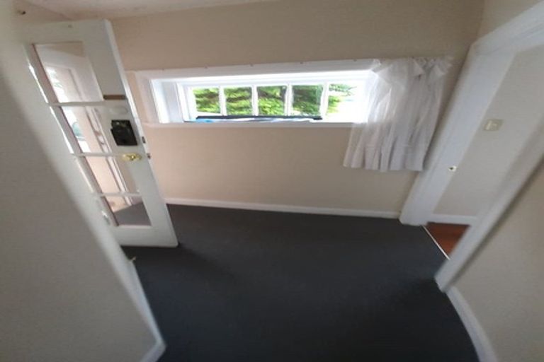 Photo of property in 1-3 Mudges Terrace, Newtown, Wellington, 6021