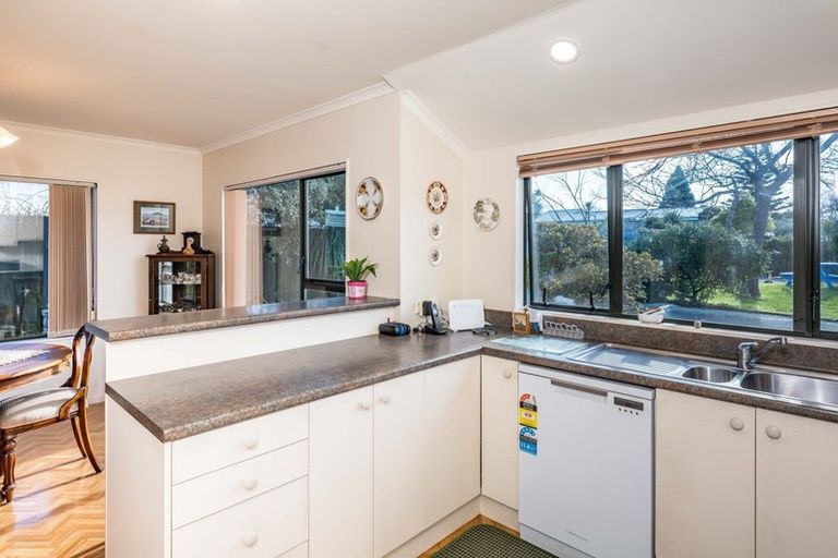 Photo of property in 40b Ocean Road, Paraparaumu Beach, Paraparaumu, 5032