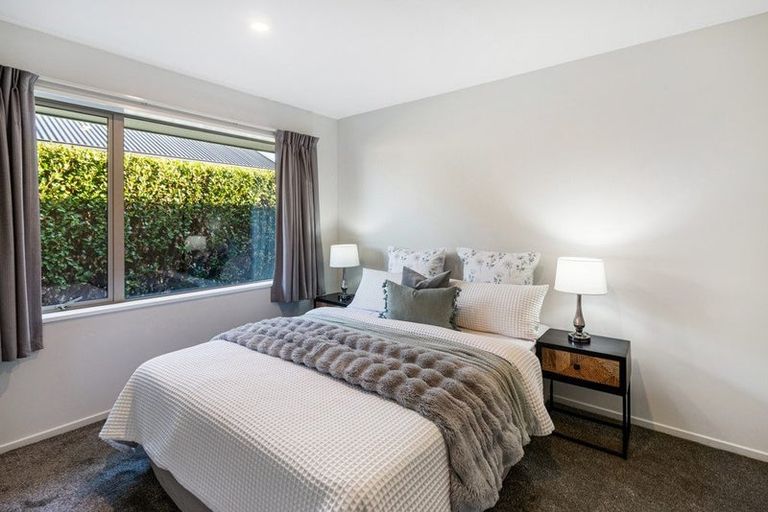 Photo of property in 6 Belgrave Close, Halswell, Christchurch, 8025