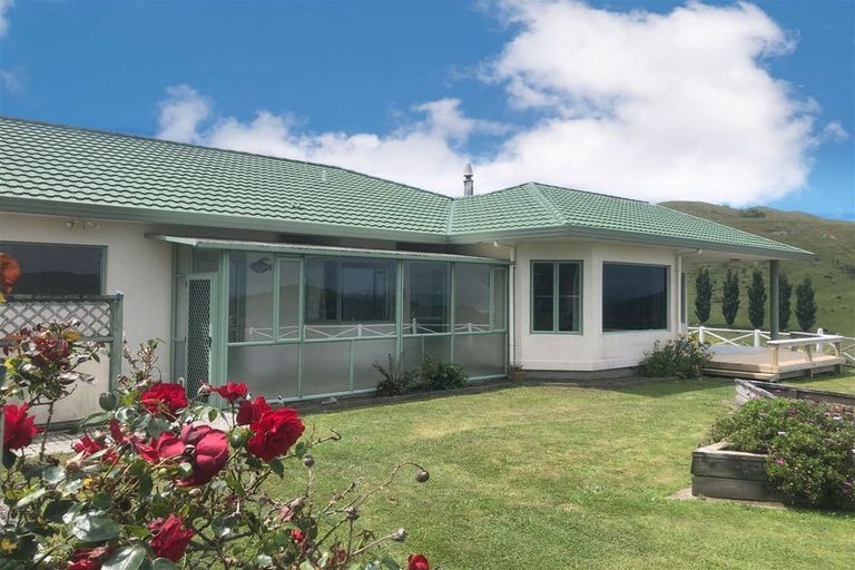 Photo of property in 3254 Pourerere Road, Pourerere, Waipawa, 4271