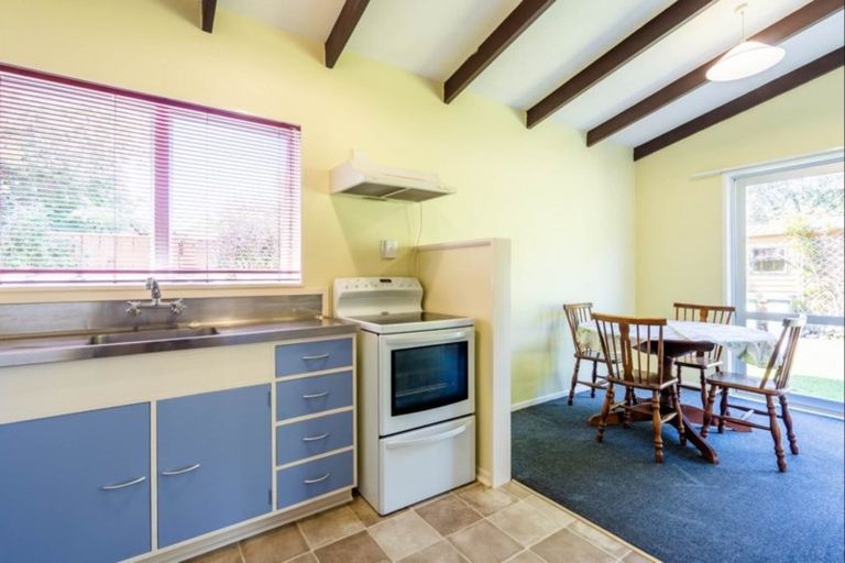 Photo of property in 74b Matatua Road, Raumati Beach, Paraparaumu, 5032