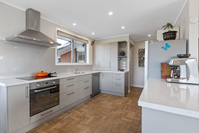 Photo of property in 318 Mountain Road, Lepperton, New Plymouth, 4373