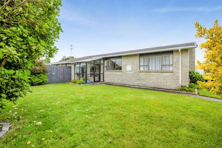 Photo of property in 8 Glamis Avenue, Bell Block, New Plymouth, 4312