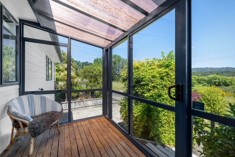 Photo of property in 17 Boons Valley Road, Waikawa, Picton, 7220