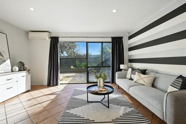 Photo of property in 112 Strickland Street, Sydenham, Christchurch, 8023