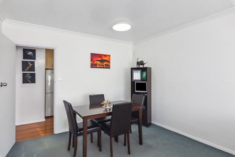 Photo of property in 2 Anthony Grove, Paraparaumu Beach, Paraparaumu, 5032