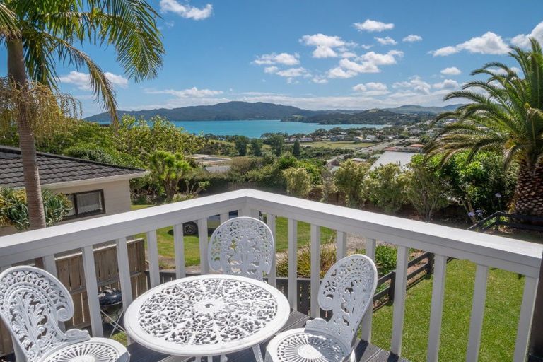 Photo of property in 8 Haekaro Lane, Cable Bay, 0420