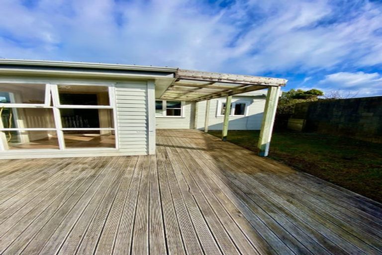 Photo of property in 44 Ohariu Road, Johnsonville, Wellington, 6037