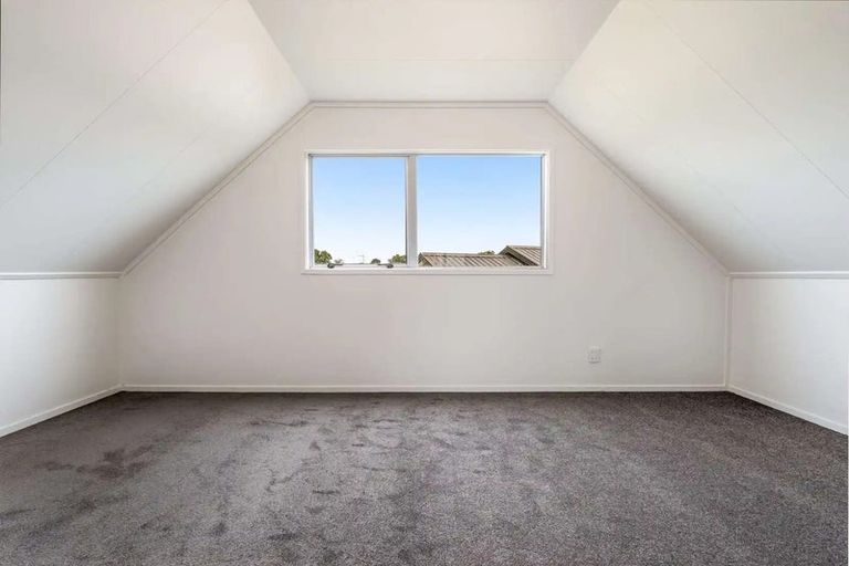 Photo of property in 1/24 Solveig Place, Randwick Park, Auckland, 2105