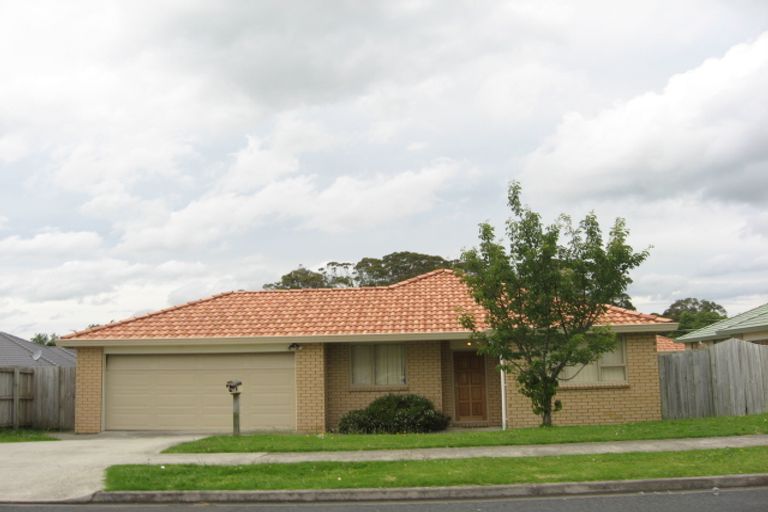 Photo of property in 42 Kayes Road, Pukekohe, 2120