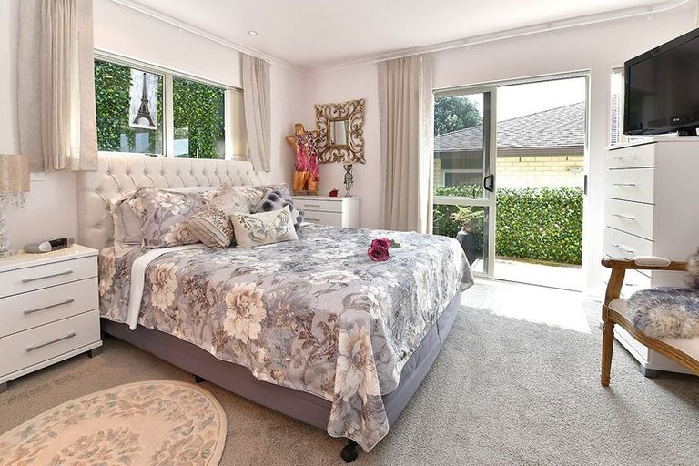 Photo of property in 38a Bay Street, Red Beach, 0932