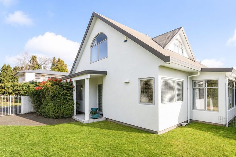 Photo of property in 11a Selwyn Road, Lynmore, Rotorua, 3010