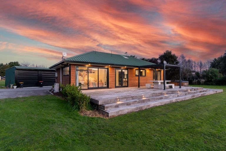 Photo of property in 65a Connollys Line, Carterton, 5713