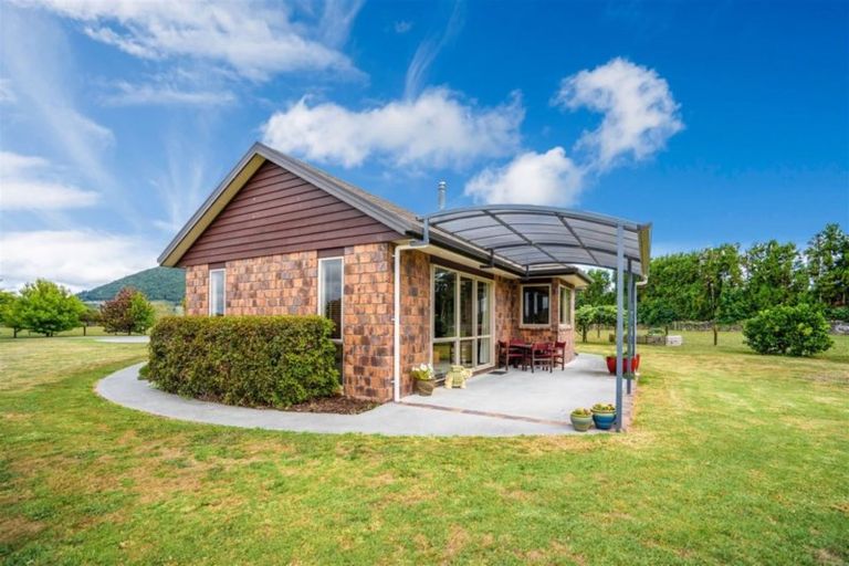 Photo of property in 52 William Hawken Lane, Maungatapere, Whangarei, 0179