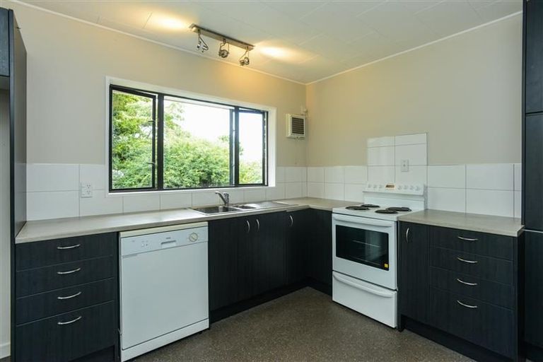 Photo of property in 1/18 Chambers Street, Havelock North, 4130
