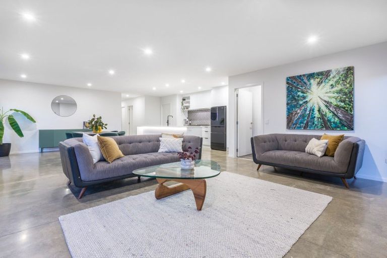 Photo of property in 27 Smithfield Road, Waikanae, 5391