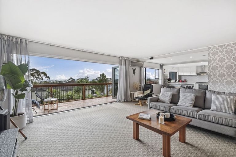 Photo of property in 103a Glengarry Road, Glen Eden, Auckland, 0602