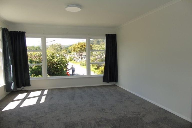 Photo of property in 110a Hine Road, Wainuiomata, Lower Hutt, 5014