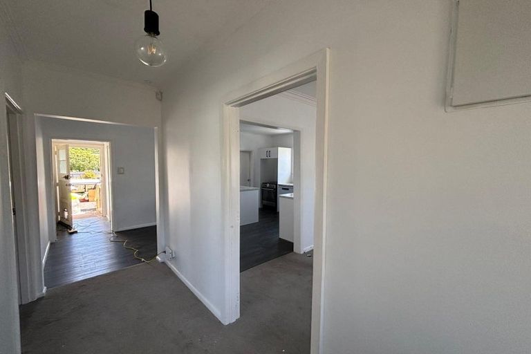 Photo of property in 19 Wellington Road, Wainuiomata, Lower Hutt, 5014