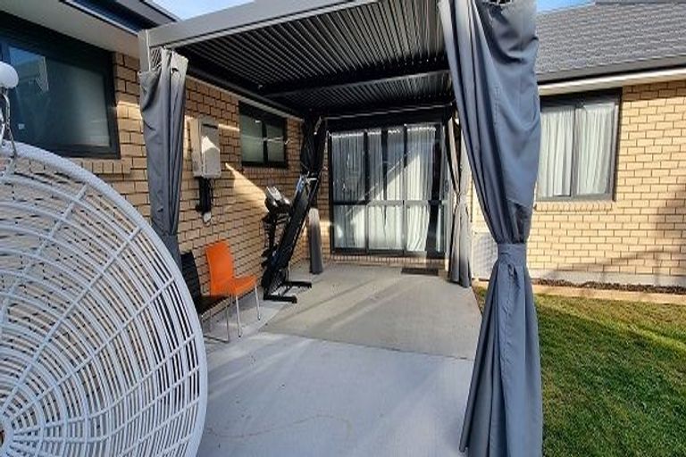 Photo of property in 12 Silver Street, Lower Shotover, Queenstown, 9304