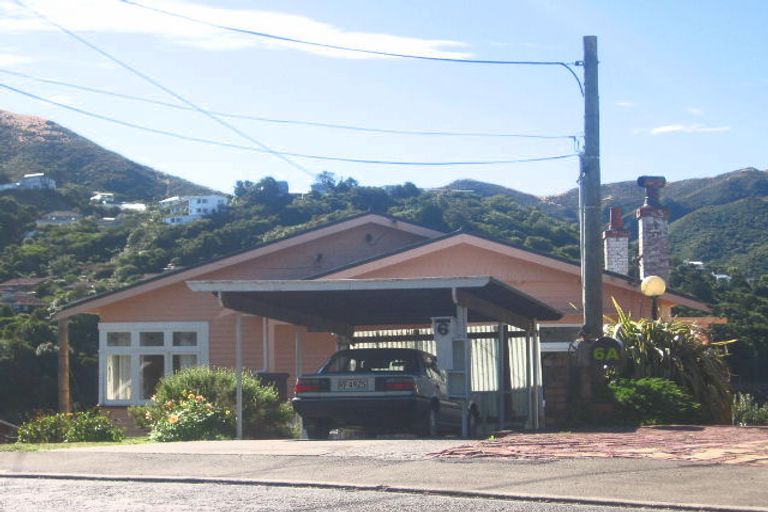 Photo of property in 6 Trelissick Crescent, Ngaio, Wellington, 6035