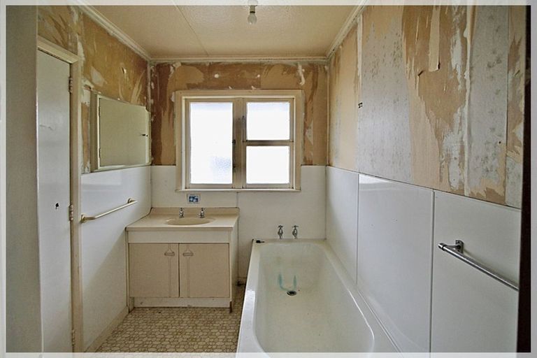 Photo of property in 26 Liverpool Street, Levin, 5510