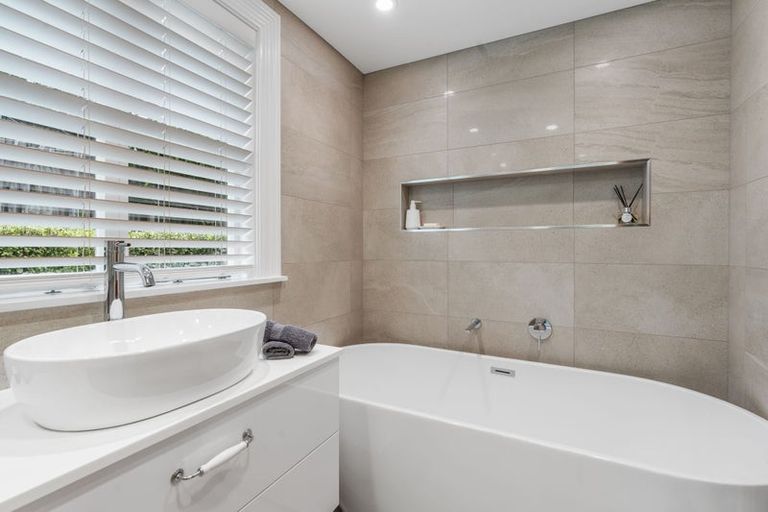 Photo of property in 85 Penruddock Rise, Westmorland, Christchurch, 8025