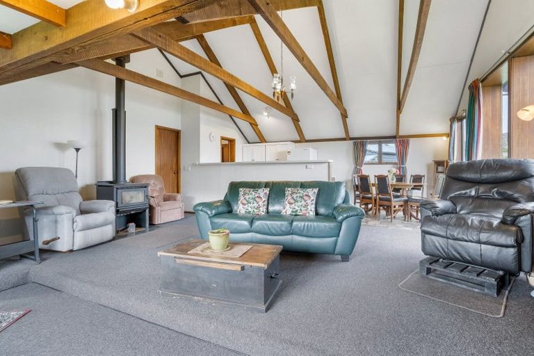 Photo of property in 17 Niddry Crescent, Winton, 9720