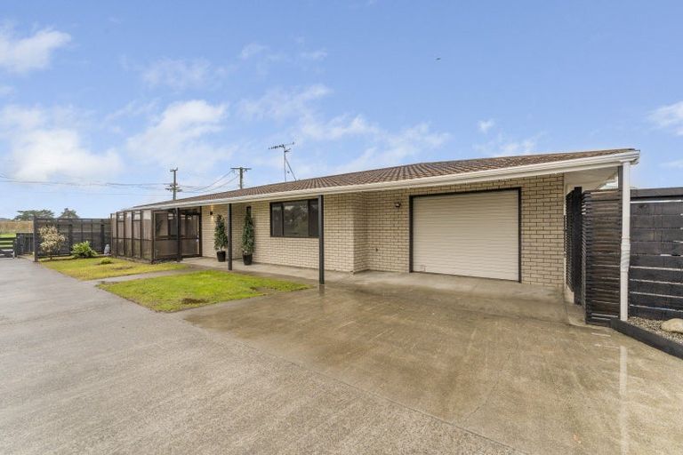Photo of property in 187a Rangiuru Road, Otaki, 5512