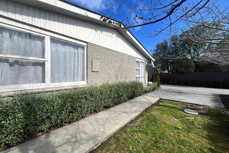 Photo of property in 1/494 Hereford Street, Linwood, Christchurch, 8011