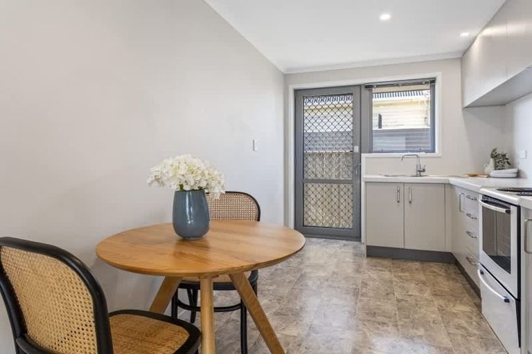 Photo of property in 2/159 Edgeware Road, Edgeware, Christchurch, 8013