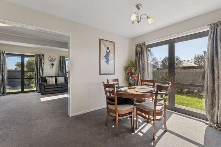 Photo of property in 2 Thompsons Road, Belfast, Christchurch, 8051