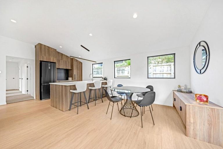 Photo of property in 36a Zefiro Drive, Massey, Auckland, 0614