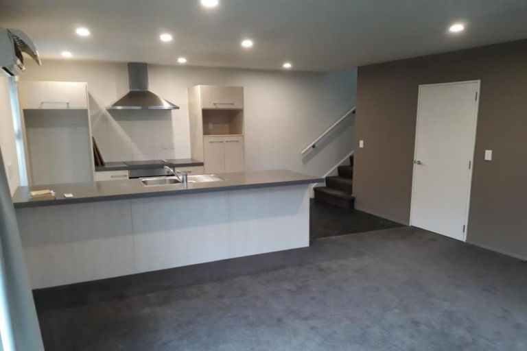 Photo of property in 2/113 Osborne Street, Waltham, Christchurch, 8011