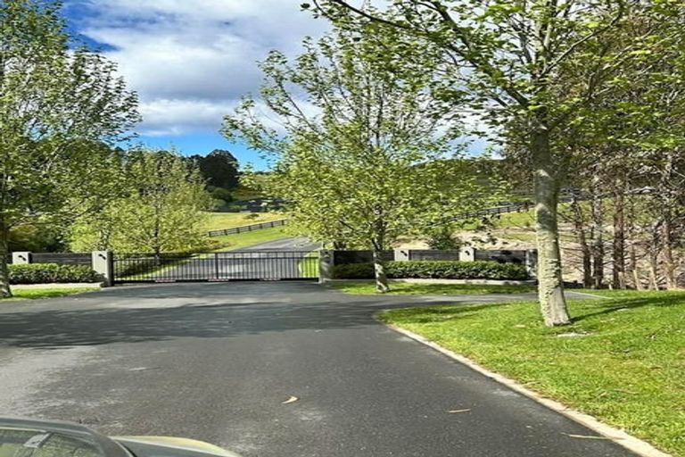 Photo of property in 12 Lochinvar Lane, Acacia Bay, Taupo, 3385