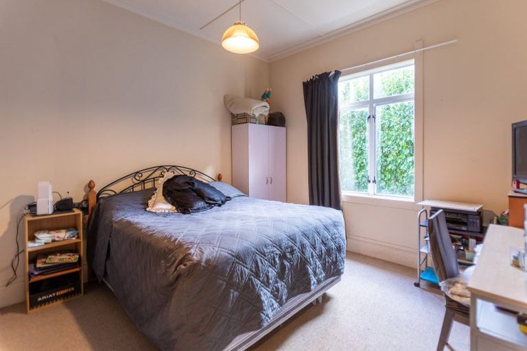 Photo of property in 1 Vogel Street, Woodville, 4920