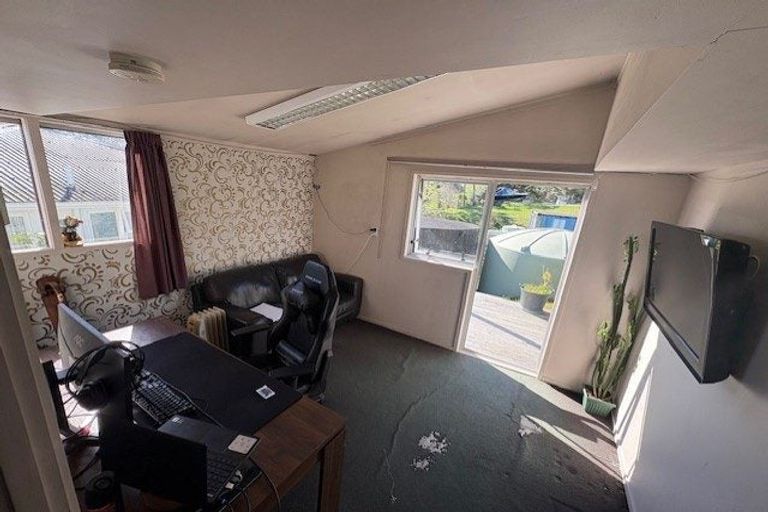 Photo of property in 95 Mangakura Road, Helensville, 0800