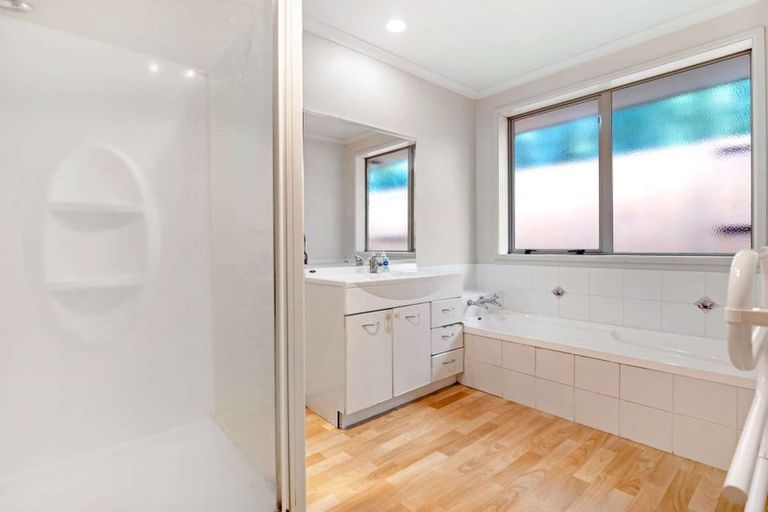 Photo of property in 18 Saint Johns Avenue, Hamilton East, Hamilton, 3216