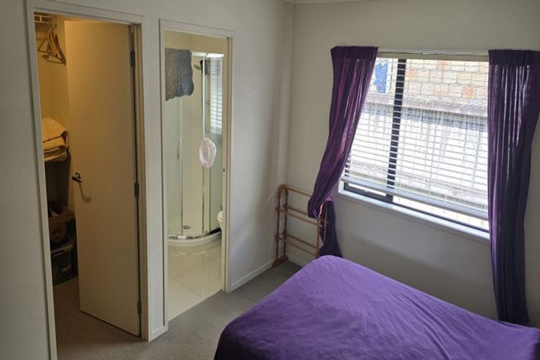 Photo of property in 28 Sirius Crescent, Rototuna North, Hamilton, 3210