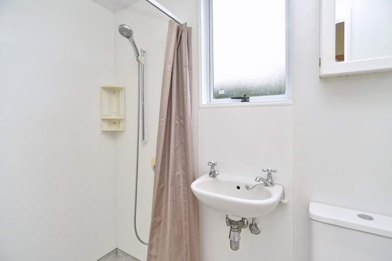 Photo of property in 184 Withells Road, Avonhead, Christchurch, 8042