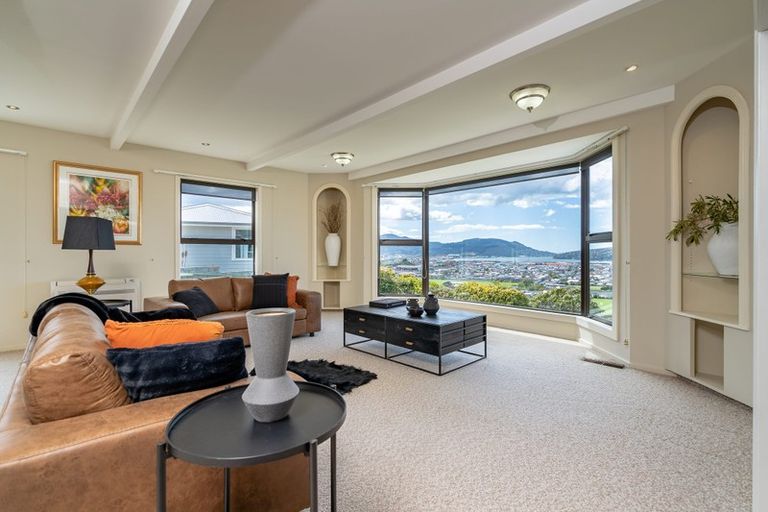 Photo of property in 95 Easther Crescent, Kew, Dunedin, 9012