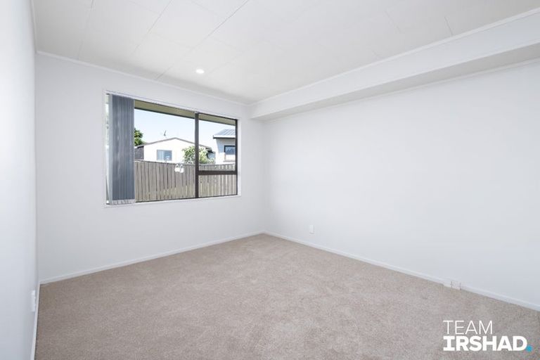 Photo of property in 176 Finlayson Avenue, Clendon Park, Auckland, 2103