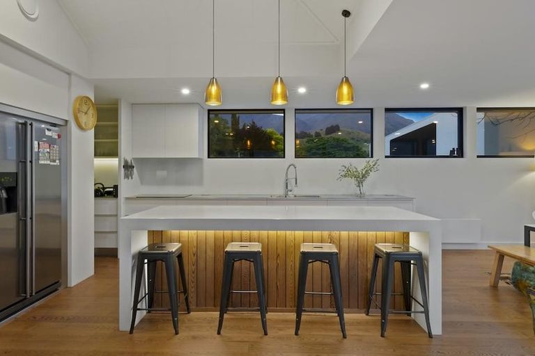 Photo of property in 27 Arrowtn-lke Hayes Road, Lake Hayes, Queenstown, 9371