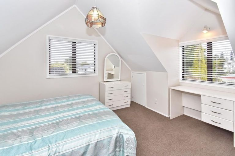 Photo of property in 15a Clark Street, Manurewa, Auckland, 2102