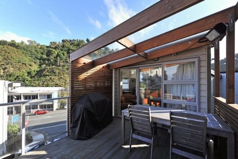 Photo of property in 1 Cameron Street, Kaiwharawhara, Wellington, 6035