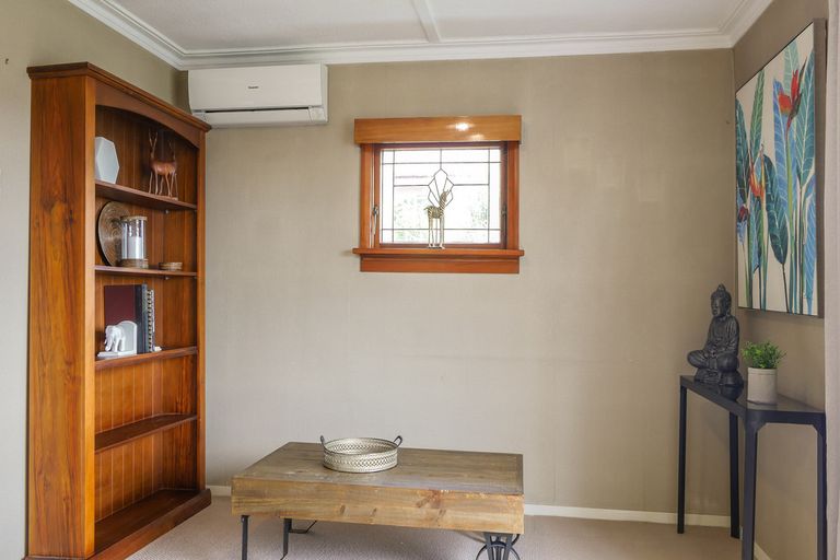 Photo of property in 13 Church Hill Road, Green Island, Dunedin, 9018