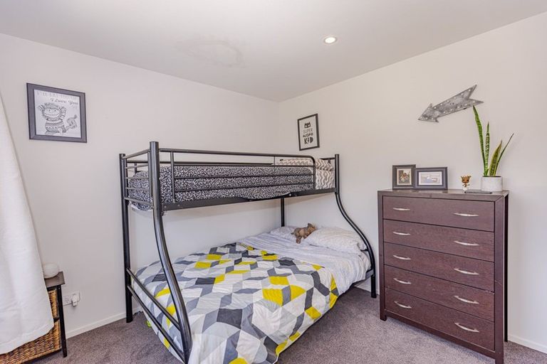 Photo of property in 5a Karaka Street, Castlecliff, Wanganui, 4501