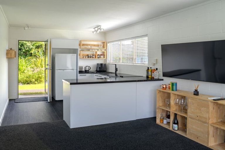 Photo of property in 6/22a Church Street, Northcote Point, Auckland, 0627